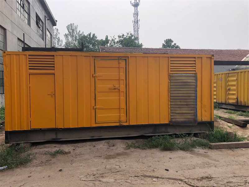 延庆发电机出租进行负载测试时，电瓶电量不足的具体判断标准是什么？