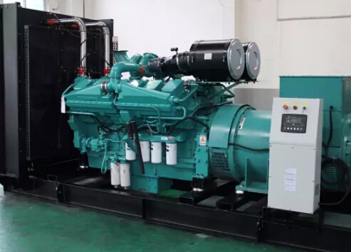 延庆发电机如何选择合适的除垢剂来清洗水冷式机油散热器？